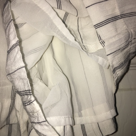 STRIPED PAPER BAG SHORTS | AMERICAN EAGLE - Picture 3 of 3